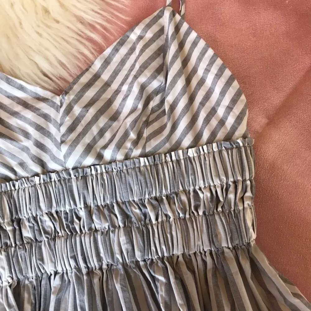 Express peplum Top - Picture 7 of 10